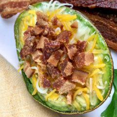 AvocadoBakedEggs_horizontal